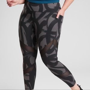 Athleta Tenacity 7/8 Tight